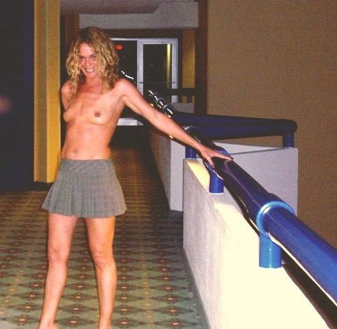 Hotel Hallway 6 #1HYGHAex