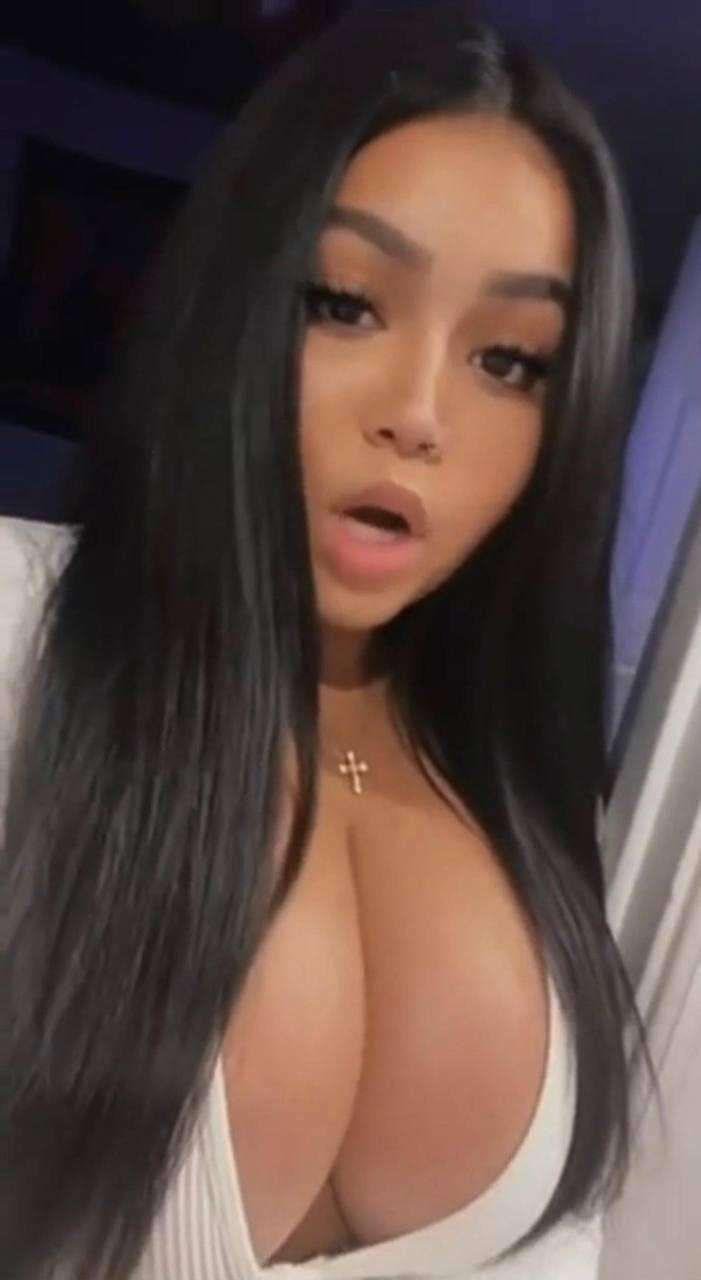 Emma 18yrs old Latina #kB6QyvIR