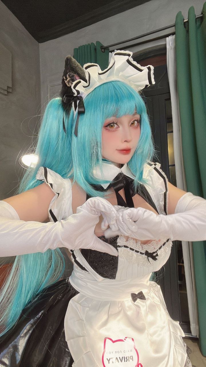 Sayo Momo Nikke Cosplay #TNie5sfq