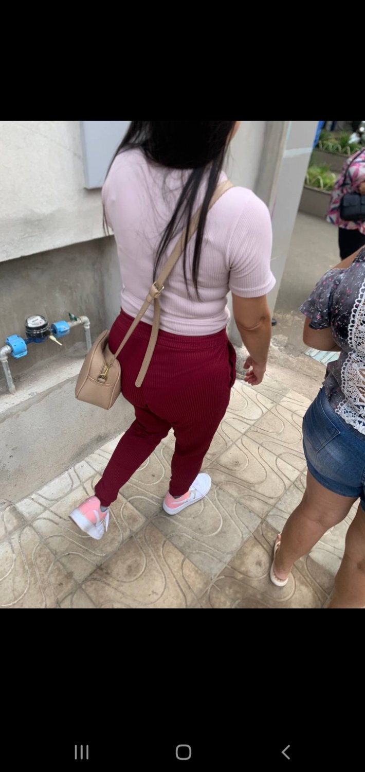 Flagras do puto, so gostosa rabuda #W0kU2a3J