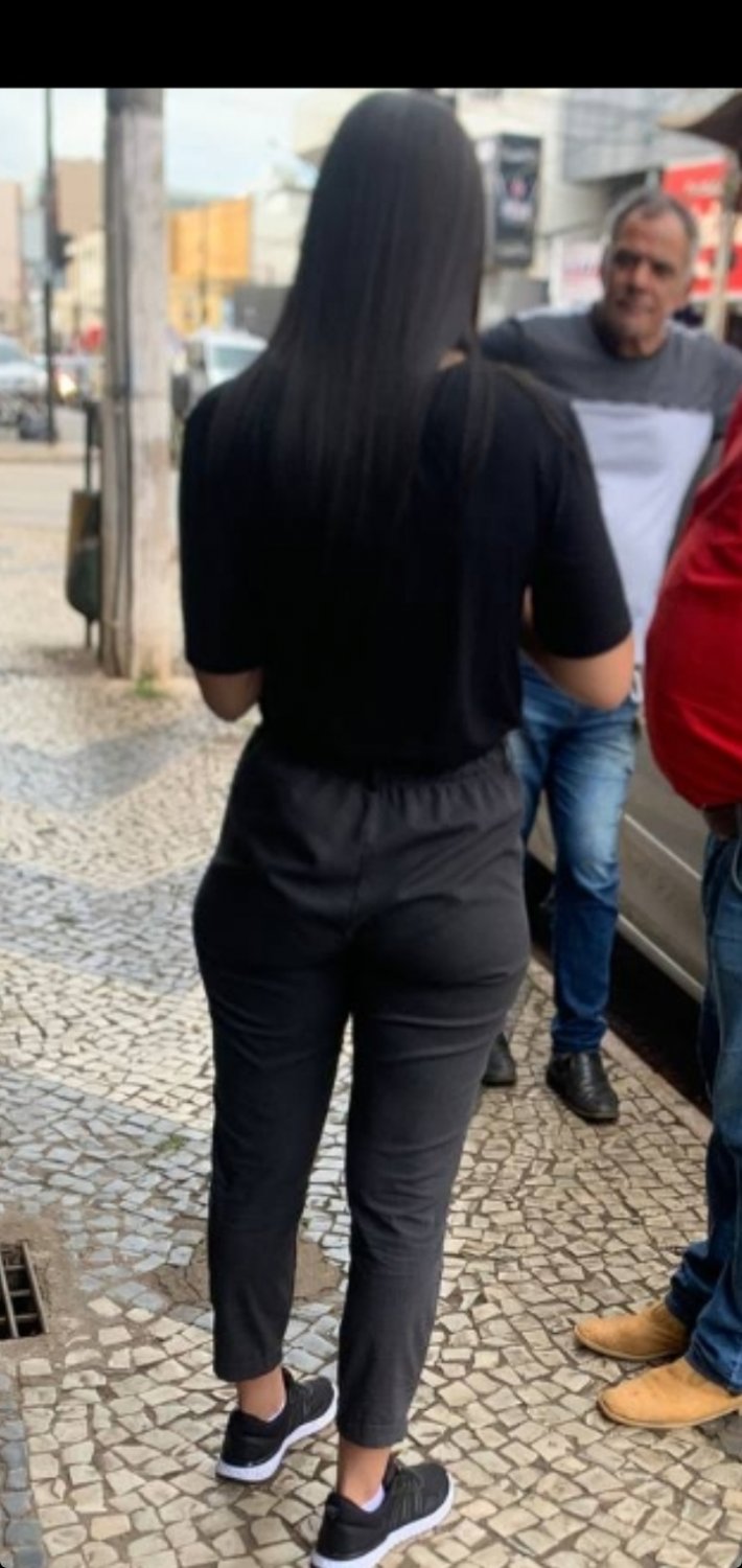 Flagras do puto, so gostosa rabuda #YNCJINAi