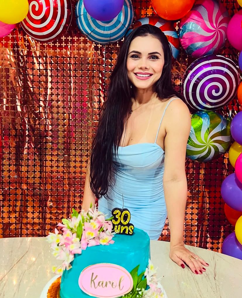 Prima gostosa vazada pelo primo. Vazada do Erome #jSUP8Gtl