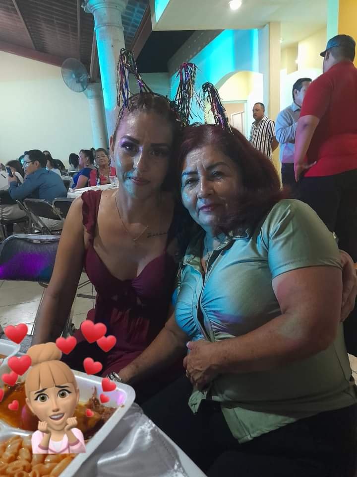 Abuela mexicana #p4YNv6gT