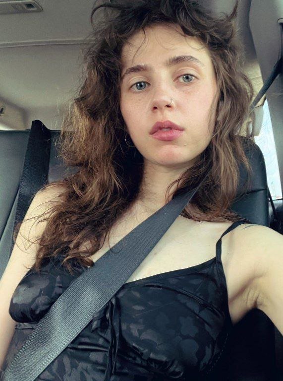 clairo needs a cum tribute #MKBtavPV