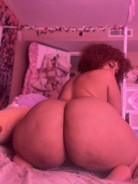 Cucks Sister in law left her phone unlocked while she slept now he wants to share #aeAQH4O0