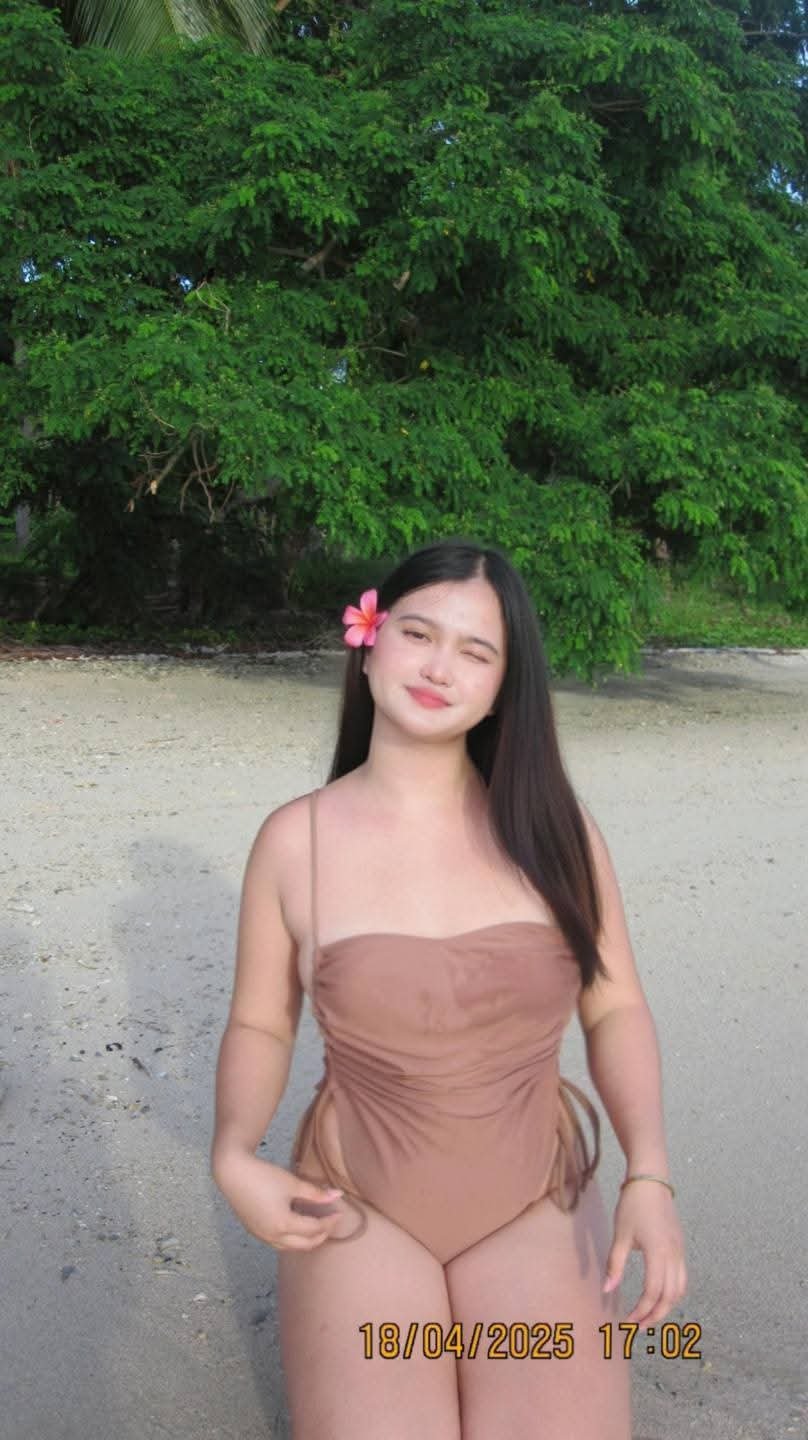 Girlfriend 3 #XR03eNxi