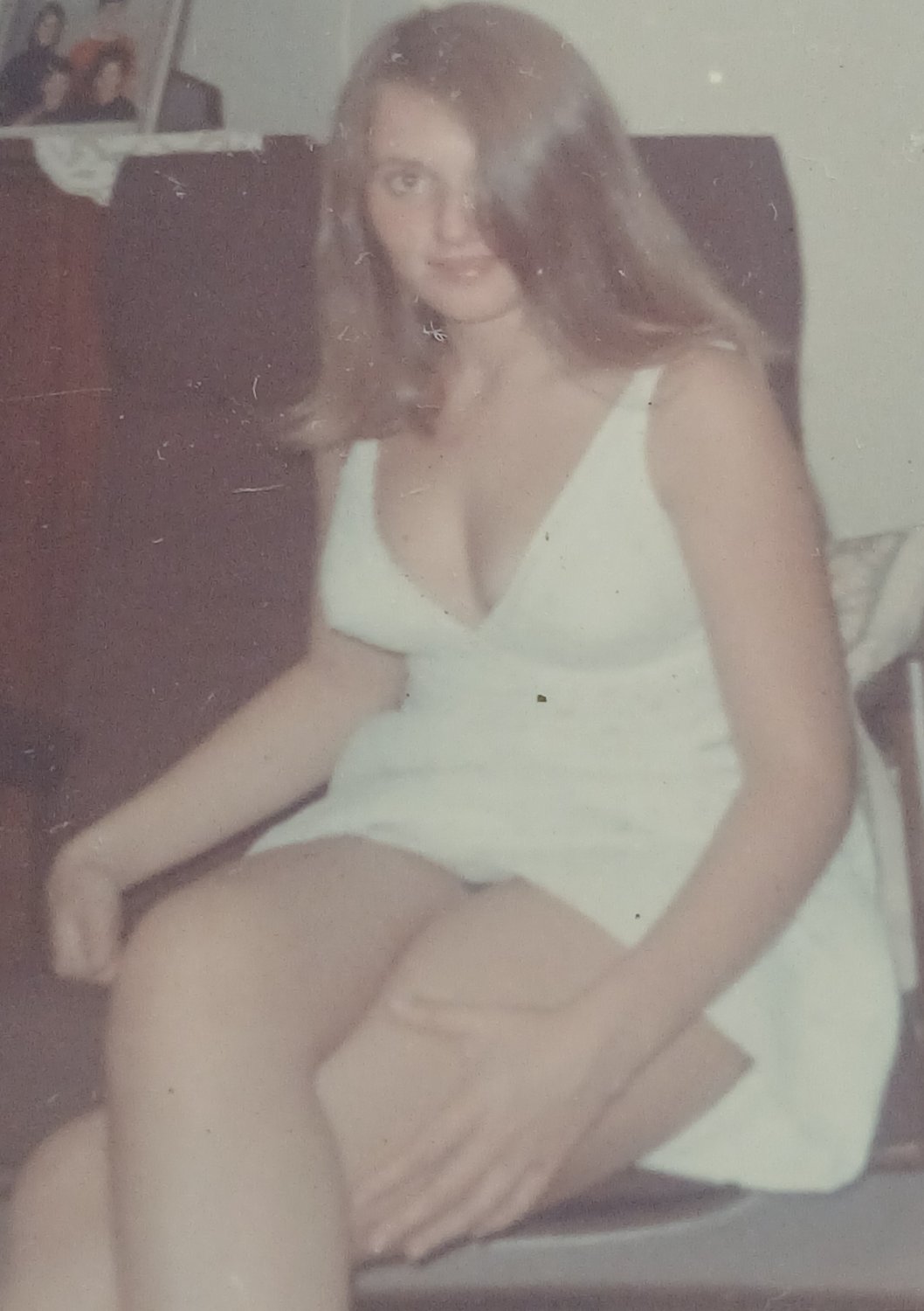 WORTHLESS WHITE WIFE'S BONDAGE MODELS! #xJDYuB3n